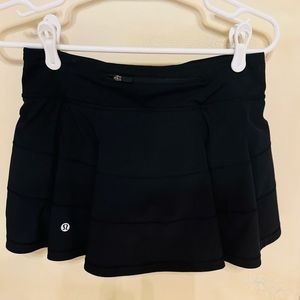 Black Lululemon Pace Rival skirt!